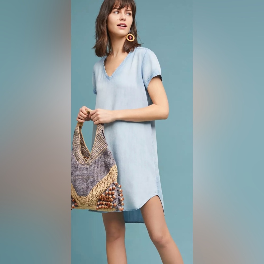 Anthropology Cloth & Stone Light Wash TENCEL denim shift Dress Size M